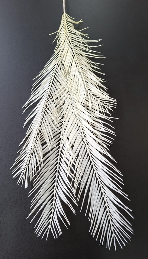 Frunză Decorativă Artificială 104cm Alb – Ramură Tip Palmier Elegantă