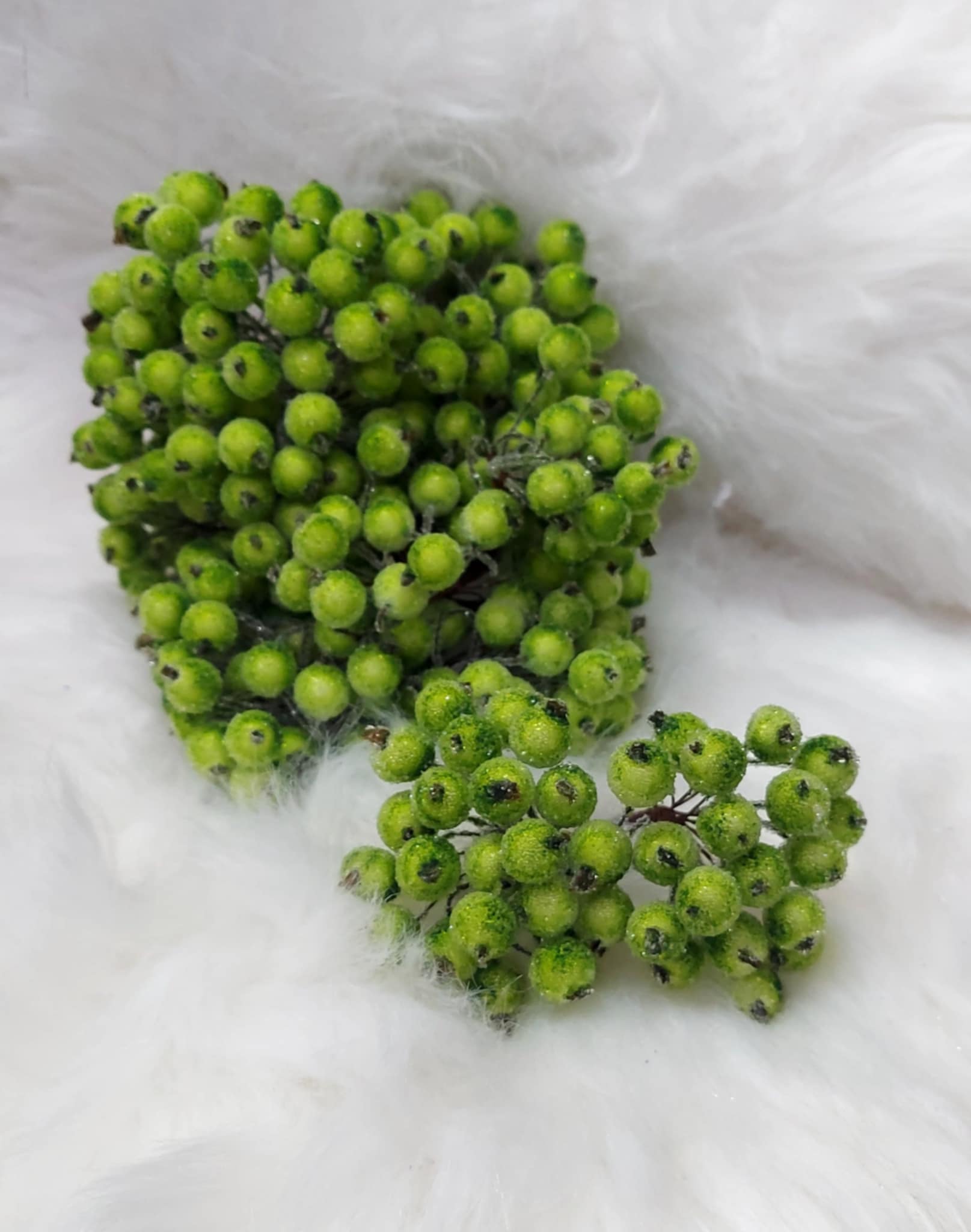 Bobite decorative Crăciun verzi înghețate – set 400 buc