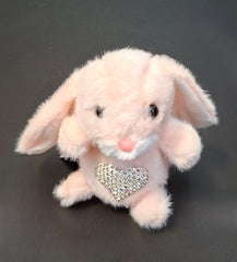 Breloc Iepuraș de pluș roz cu inimă cu cristale – 14cm