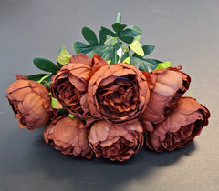 Buchet bujori artificiali maro – 7 flori, aspect natural 40cm