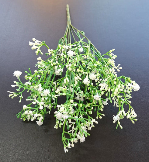 Verdeață artificială decorativă cu flori mici albe și boboci, 31cm