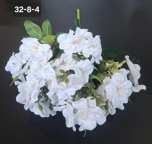 Buchet artificial trandafiri japonezi albi - 49cm