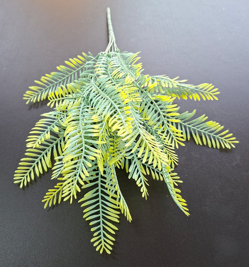Verdeață artificială decorativă tip ferigă, 38cm – aspect natural