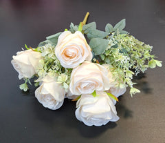 Buchet artificial 7 trandafiri crem-bej, flori mari - decor elegant, 49cm