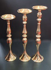 Suport auriu din metal – elegant și decorativ