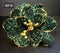 Floare decorativă de Crăciun verde smarald cu paiete și accente aurii – Ø 28cm, tijă 40cm