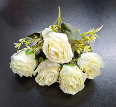 Buchet 5 trandafiri alb-crem artificiali 30 cm – flori decorative