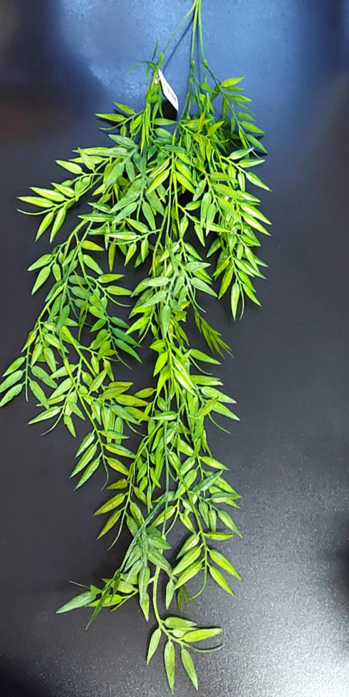 Floare Curgătoare Decorativă 100 cm – Model Fin cu Aspect Natural