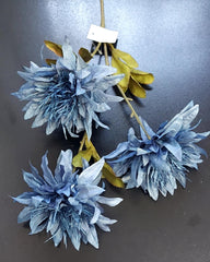 Fir de dalie artificială albastru – 3 flori mari, 60 cm