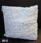 Pernă decorativă albă cu brăduți aurii - 45x45cm