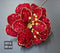Floare decorativă de Crăciun roșie cu paiete și accente aurii – Ø 28cm, tijă 40cm