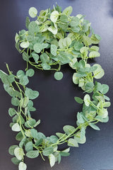 Ghirlandă decorativa cu frunze de eucalipt