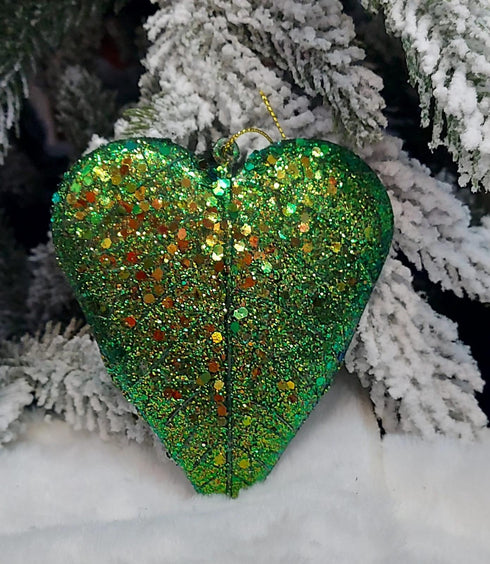 Inimi decorative verde cu sclipici – set 10 bucăți