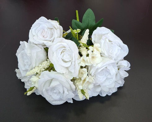Buchet artificial cu trandafiri albi și flori crem – 48cm