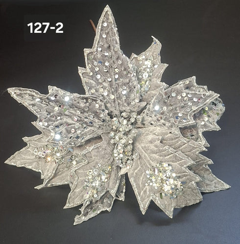 Floare de Crăciun decorativă argintie cu paiete și sclipici – floare 33cm, tijă 40cm