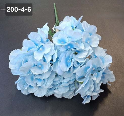 Buchet cu hortensii artificial bleu deschis din material textil - 42cm
