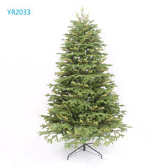 Brad artificial de Crăciun – aspect natural, ramuri aerisite