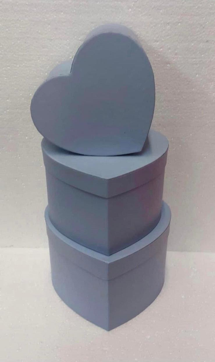 Cutii din carton în formă de inimă, bleu – set 3 bucăți