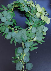 Ghirlandă decorativa cu frunze de eucalipt si ruscus