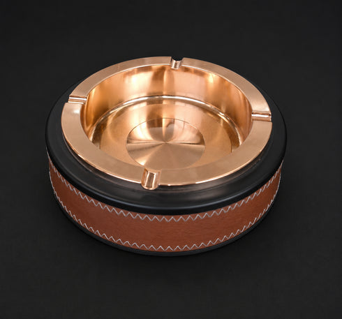 Scrumieră premium cu interior auriu-cupru și finisaj piele maro - 16×5cm