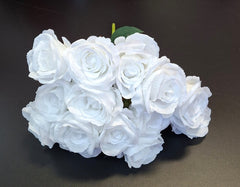 Buchet artificial trandafiri albi compacți 14 flori – 40cm
