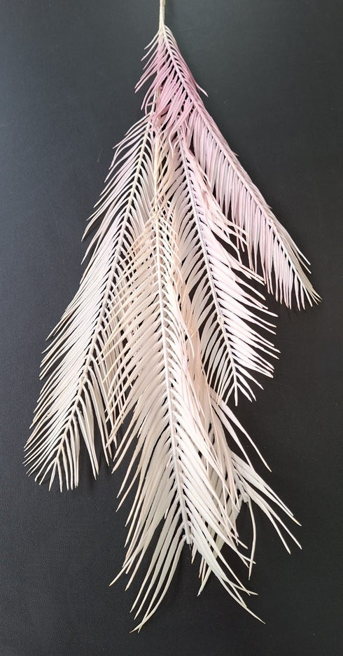 Frunză Decorativă Artificială 104cm Roz Pastel – Ramură Tip Palmier Elegantă