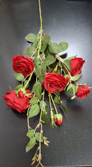 Fir trandafiri roșii artificiali – 90 cm, 5 flori textile cu frunze