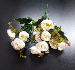 Buchet flori artificiale ranunculus crem cu flori uscate – 28cm, aspect natural