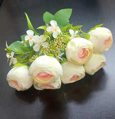 Buchet bujori artificiali crem cu roz somon cu flori albe – 40cm, 9 capete