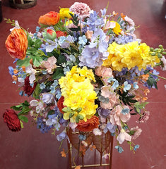 Aranjament Floral “Rapsodie de Primăvară” – 45 cm