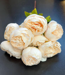 Buchet cu Bujori Crem – Flori Artificiale din Material Textil