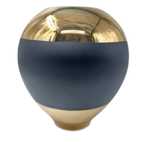Vază decorativă din sticlă 26 cm Lve – design sferic negru cu finisaj auriu lucios (4-8)