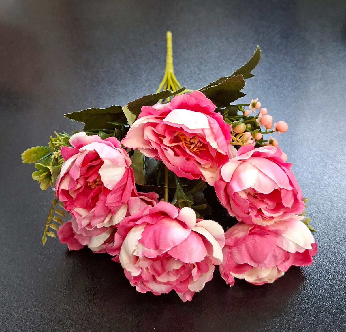 Buchet trandafiri artificiali roz 30cm – flori elegante