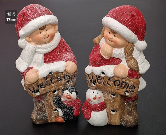 Set 2 Decorațiuni de Crăciun din Ceramică – Băiețel și Fetiță cu Mesaj Welcome - 17cm
