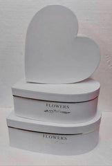 Cutii din carton albe 3/set în formă de inimă, cu capac – pentru flori și cadouri elegante