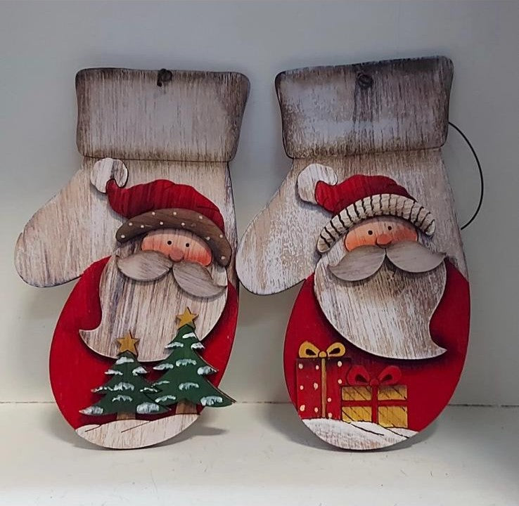 Mănuși decorative Moș Crăciun – din lemn, decor de perete sau brad  4/set 14cm