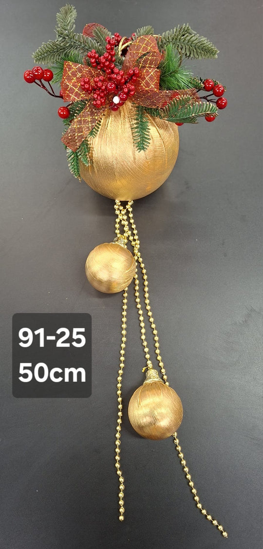 Decorațiune auriu-roșie cu globuri și crenguțe - 50cm