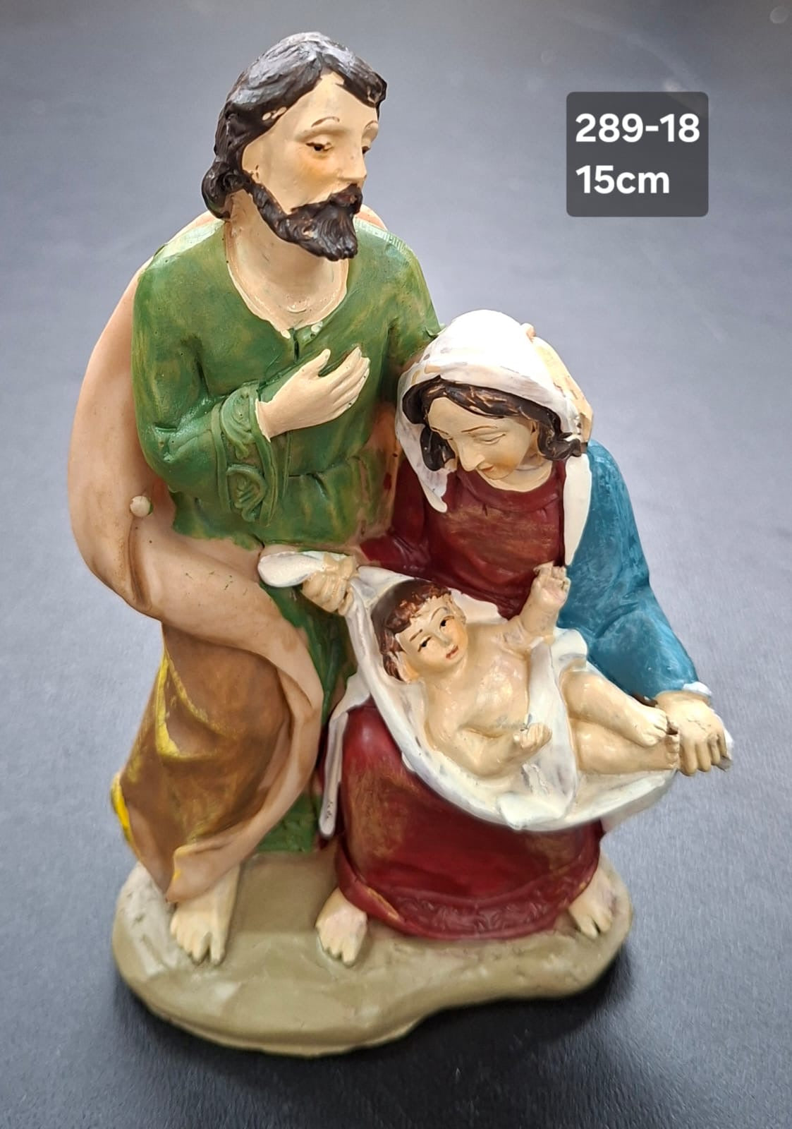 Figurină Sfânta Familie Nașterea Domnului din rasina - 15cm