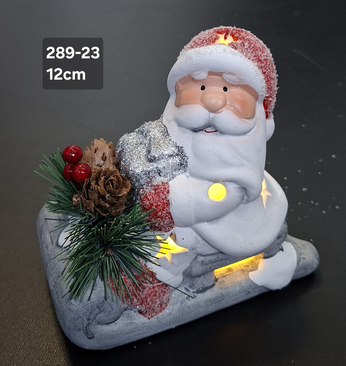 Decor ceramic Crăciun Moș Crăciun pe sanie LED - 12cm