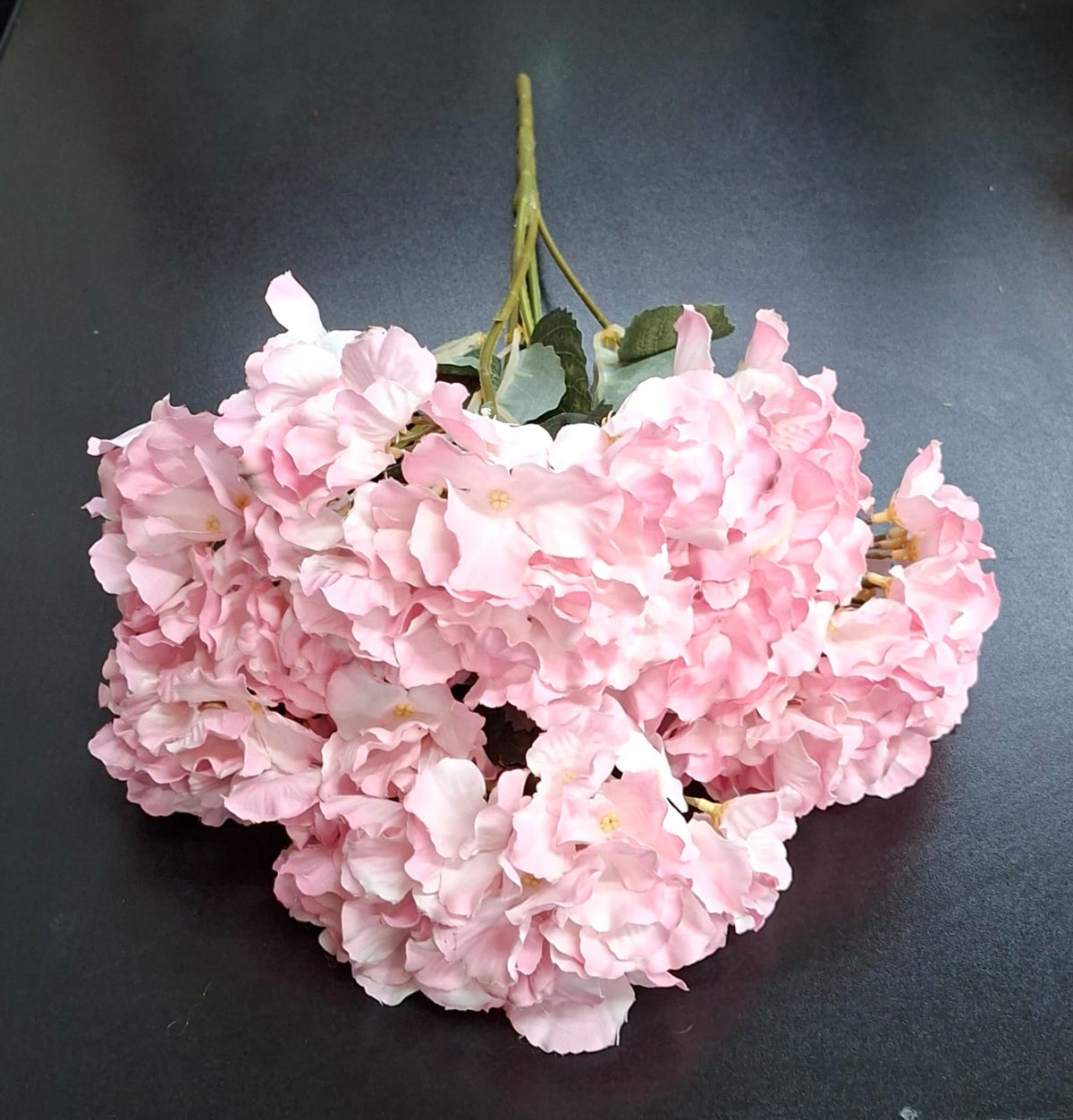 Buchet cu Hortensii roz – Flori Artificiale Elegante din Material Textil