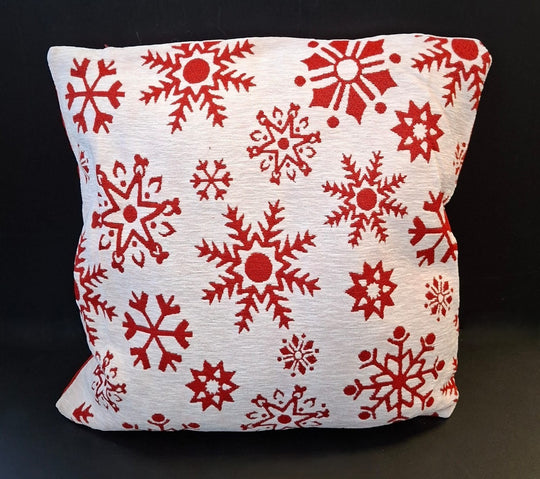 Pernă decorativă crem cu fulgi roșii - 45x45cm