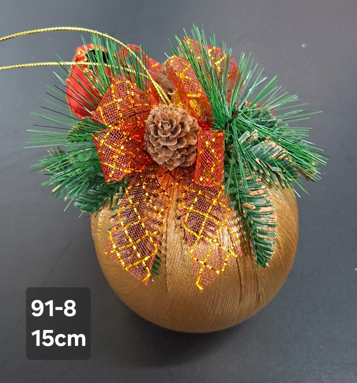 Glob Crăciun decorativ auriu cu fundiță și con natural - 15cm