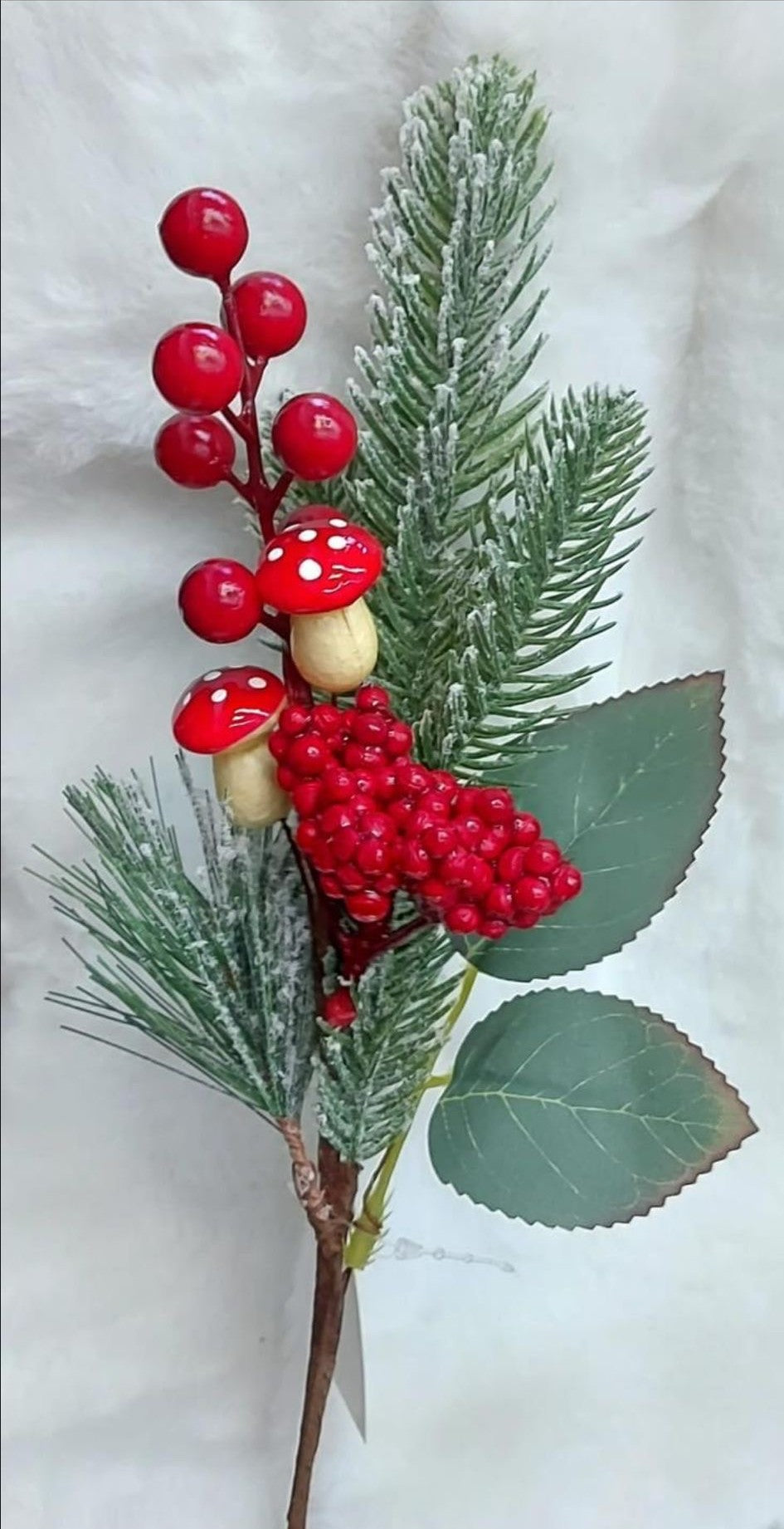 Crenguță artificială de Crăciun cu bobițe și ciupercuțe - 30cm 10/set