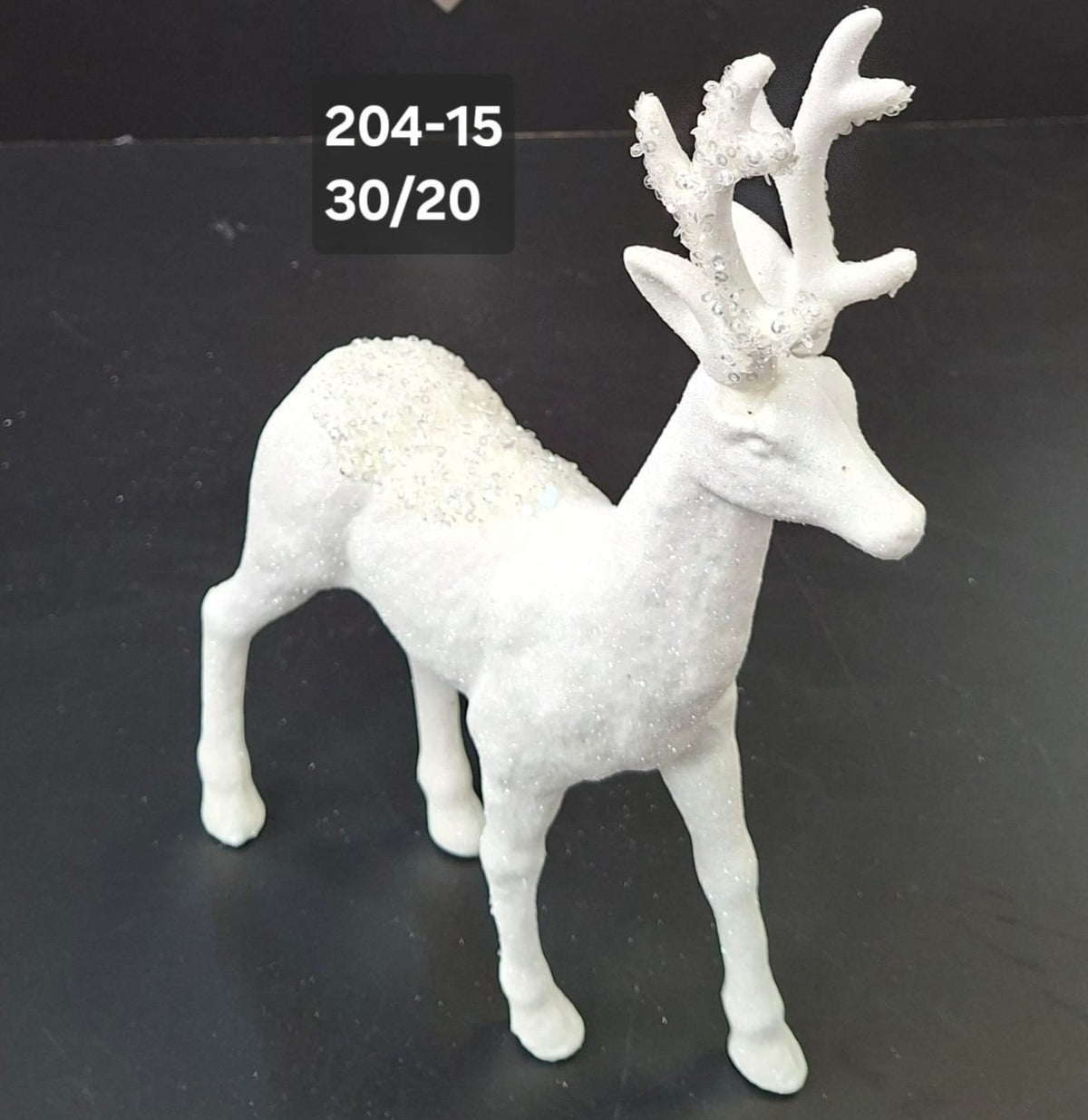 Ren decorativ alb cu sclipici și paiete – 30x20cm