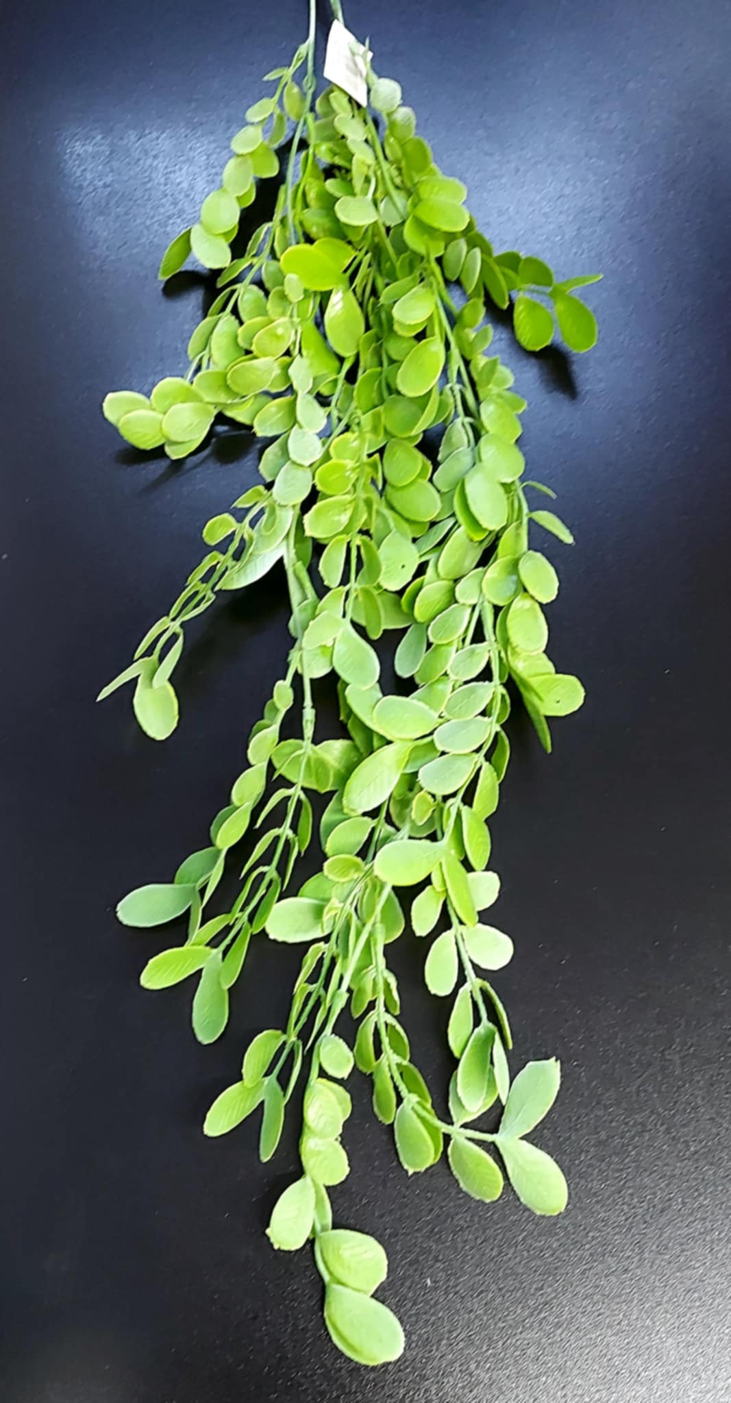 Floare Curgătoare Decorativă 100 cm – Model Compact cu Frunză Ovală