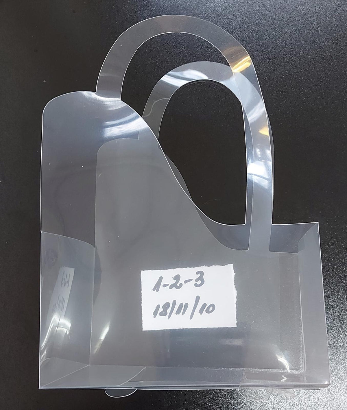 Poșetă Transparentă din Plastic cu Mâner Arcuit – 10 buc/set, 18×11×10cm