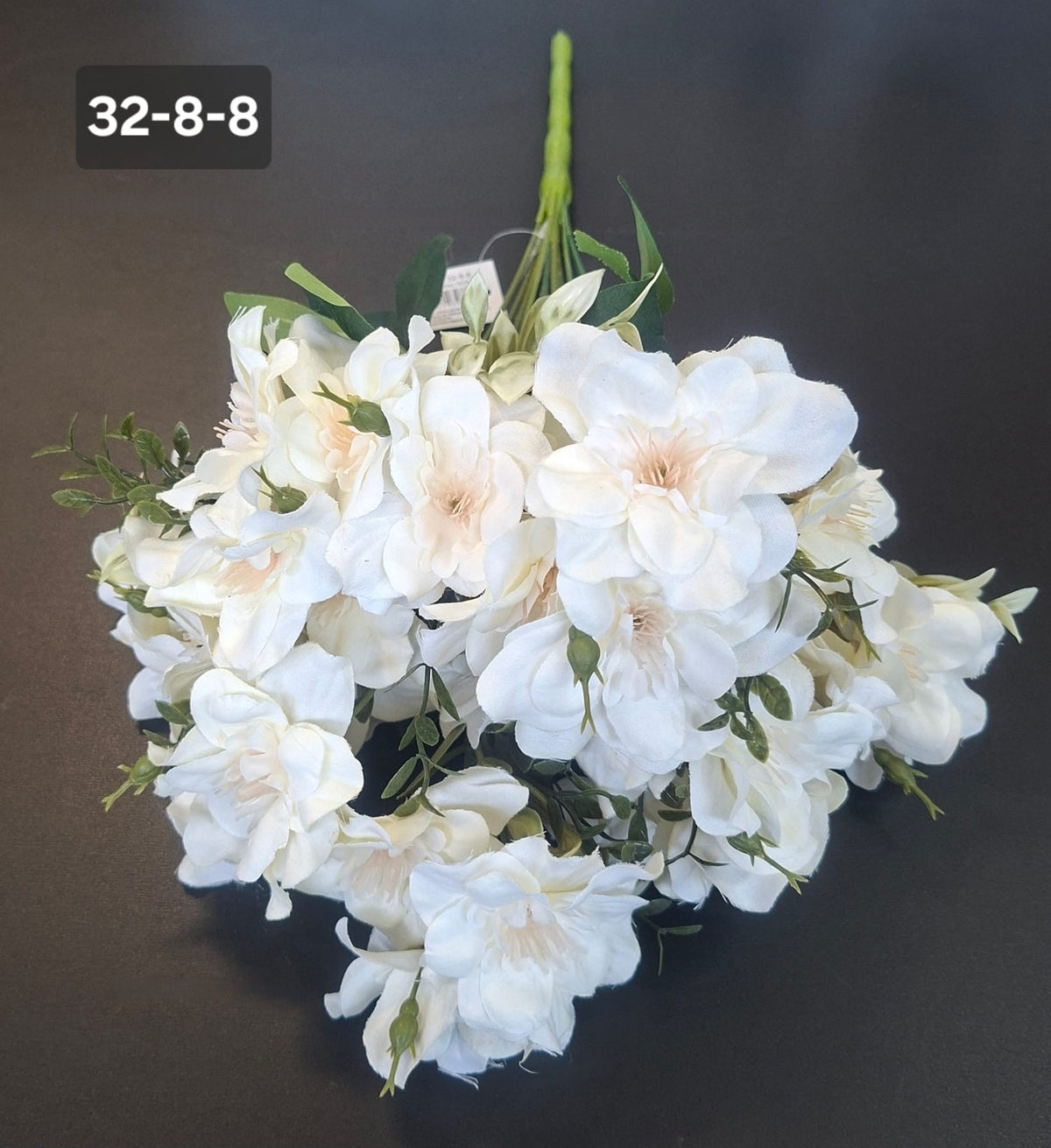 Buchet artificial trandafiri japonezi alb-crem 49cm
