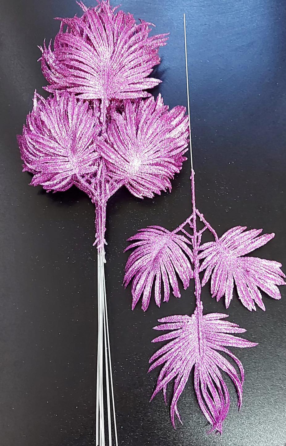 Frunze decorative palmier roz cu sclipici - 12 buc/set