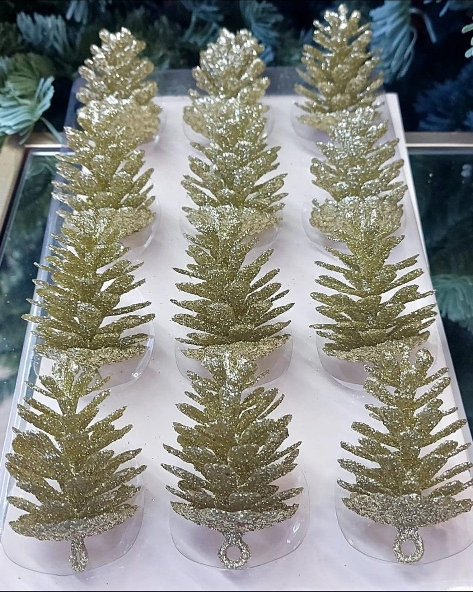 Figurine de brad Conuri decorative aurii – set 12 bucăți 6cm