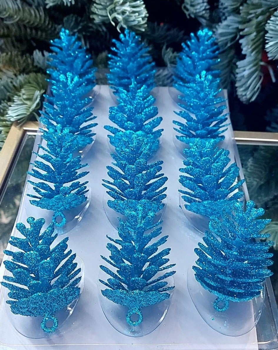 Figurine de brad Conuri decorative albastre – set 12 bucăți 6cm